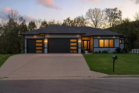 428 Backstretch, La Crescent, MN 55947