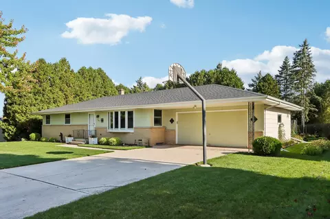 238 Summit, Fredonia, WI 53021