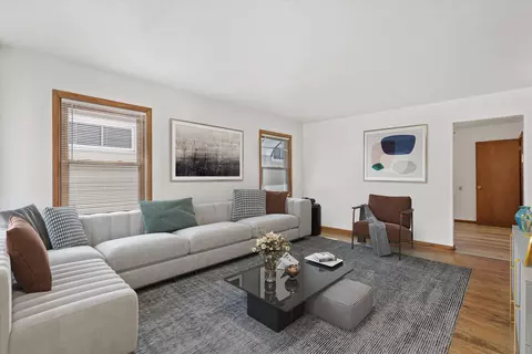 2539 S 77th, West Allis, WI 53219