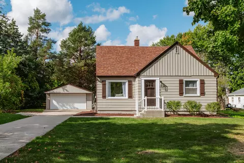 4075 N 127th, Brookfield, WI 53005