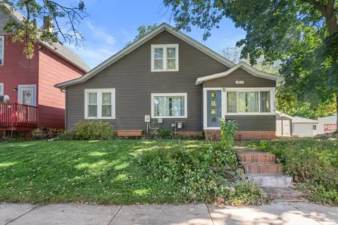 417 S Franklin, Oconomowoc, WI 53066
