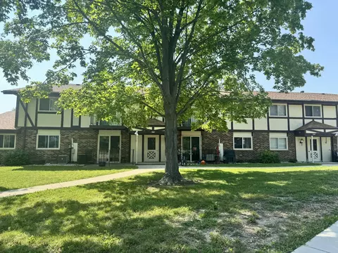 6868 W Kathleen #6870, Franklin, WI 53132