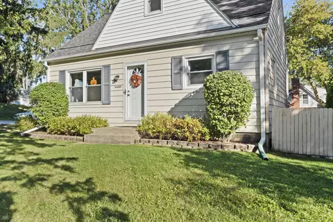 11324 W Wisconsin, Wauwatosa, WI 53226