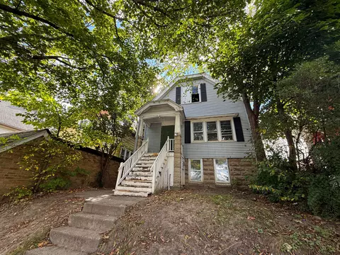 2309 W Mitchell #2311, Milwaukee, WI 53204
