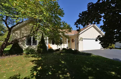 2738 Rebecca, Racine, WI 53402
