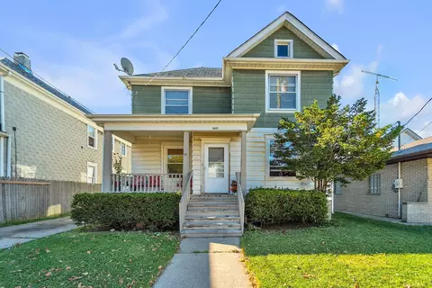 1922 Lasalle, Racine, WI 53402