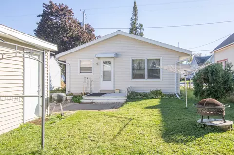 612 Elm, Watertown, WI 53098
