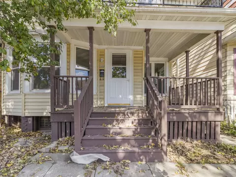 2604 W Lincoln, Milwaukee, WI 53215