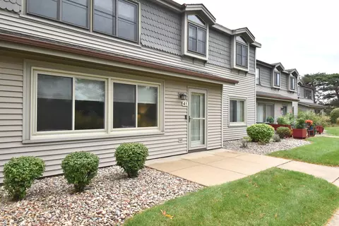 1110 Prairie #41L, Mount Pleasant, WI 53406