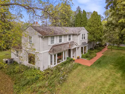 8221 N Pelican, River Hills, WI 53217