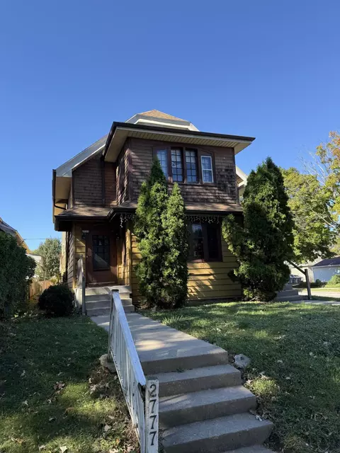 2777 N 48th #2779, Milwaukee, WI 53210