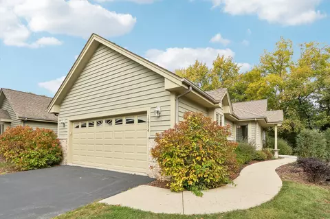 12374 W Waterford, Greenfield, WI 53228