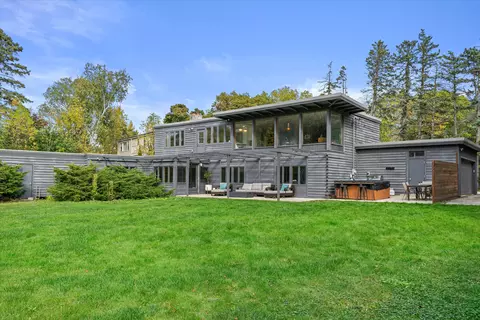 6465 N Santa Monica, Fox Point, WI 53217