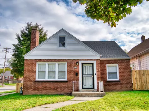 4576 N 40th, Milwaukee, WI 53209