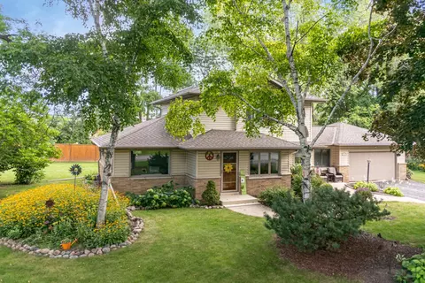 11216 Bridget, Hales Corners, WI 53130