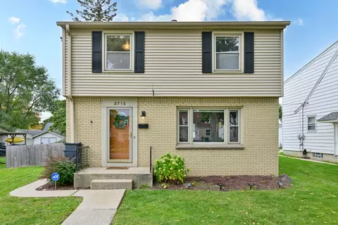 3715 N 98th, Milwaukee, WI 53222