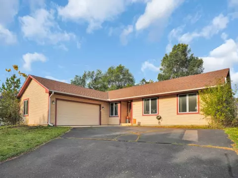 8020 Sage, Burlington, WI 53105