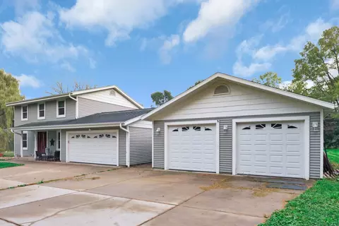 w2585 Long Meadow Drive, Lafayette, WI 53121