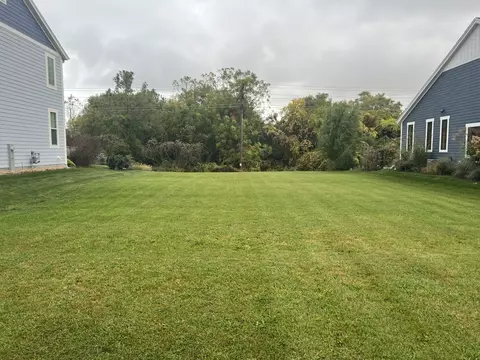 Lt4 Sivyer, Saint Francis, WI 53235