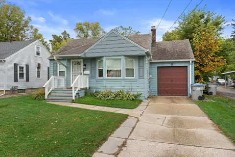 1307 W Lawn, Milwaukee, WI 53209
