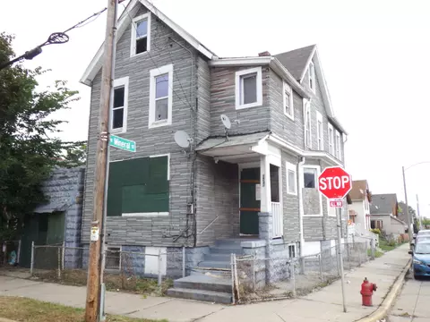 938 S 11th, Milwaukee, WI 53204