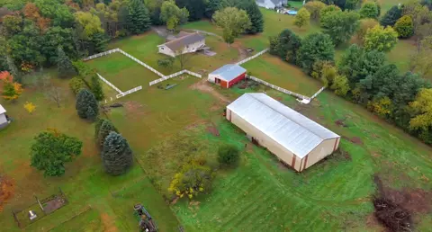 n6314 Paradise Drive, Spring Prairie, WI 53105