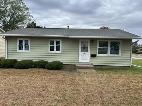 645 11th, Onalaska, WI 54650