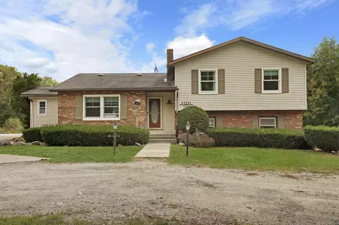 12111 28th, Pleasant Prairie, WI 53158