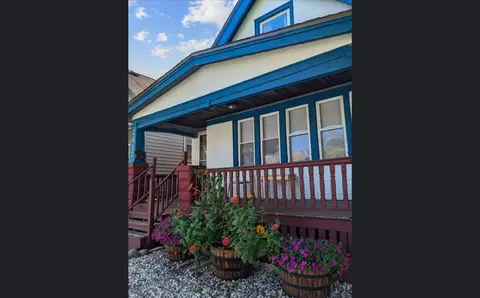2417 N Pierce, Milwaukee, WI 53212
