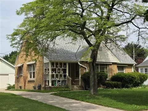 5525 N 12th, Milwaukee, WI 53209