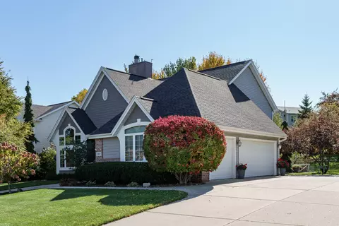 1402 Richards, Watertown, WI 53094