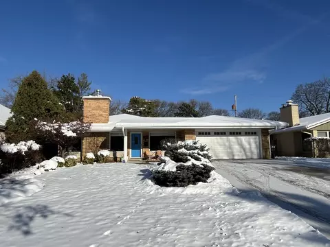 7920 St Anne, Wauwatosa, WI 53213