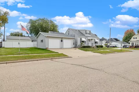 429 S Drummond, Waupun, WI 53963