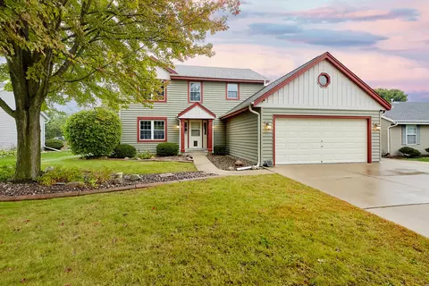 309 Stonebrook, Waukesha, WI 53186