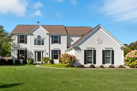 w145n6701 Cedar Rdg, Menomonee Falls, WI 53051