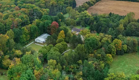 7382 Rustic, Barton, WI 53090