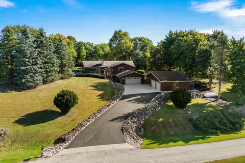 7603 Lechler, Eaton, WI 53042