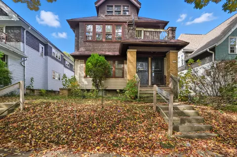 2555 N 51st #2557, Milwaukee, WI 53210