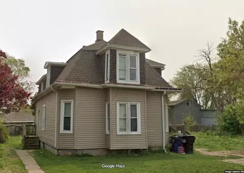 1309 Summit, Racine, WI 53404