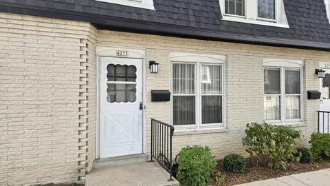 4273 W Cherrywood, Brown Deer, WI 53209
