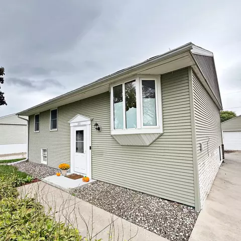 2851 29th, La Crosse, WI 54601