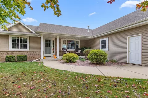 744 Ojibwe, Kewaskum, WI 53040