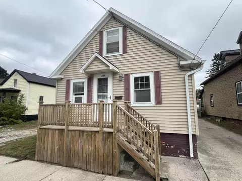 1808 11th, Two Rivers, WI 54241