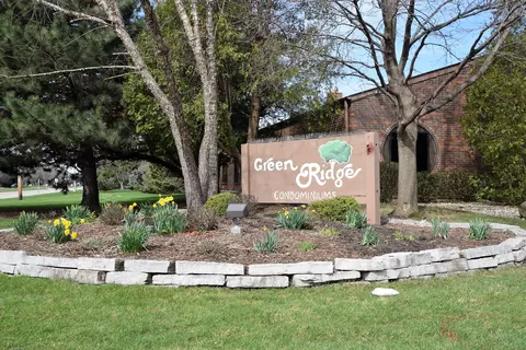 5820 Cambridge #7, Mount Pleasant, WI 53406