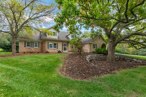 w312n4890 Chapel Rdg, Merton, WI 53029
