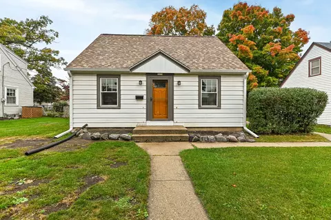 8624 W Beloit, West Allis, WI 53227
