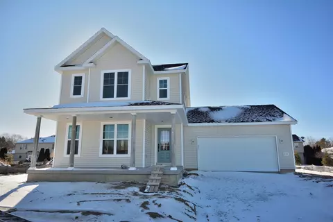 919 5 Mile, Wind Point, WI 53402