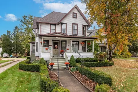 204 Branch, Hartford, WI 53027