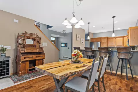 6195 Walnut # 65, Cudahy, WI 53110