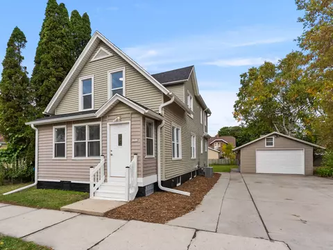 1712 Sibley, Sheboygan, WI 53081